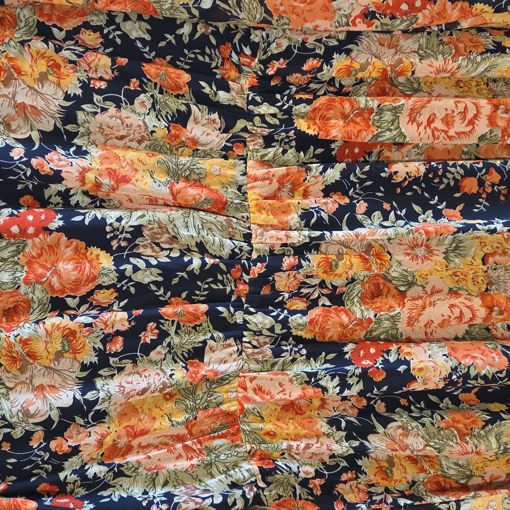 Baltic Born Bowman Deep V Maxi Dress - Size L - Picture 9 of 11